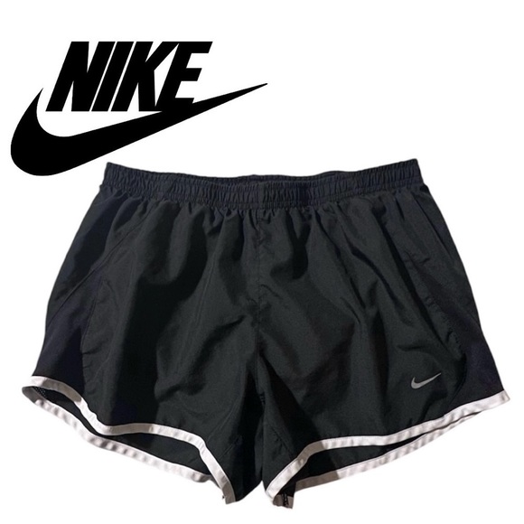 NIKE Tempo Running Shorts 3" Black White Lined Swoosh Pocket Training Women’s M - Picture 1 of 11